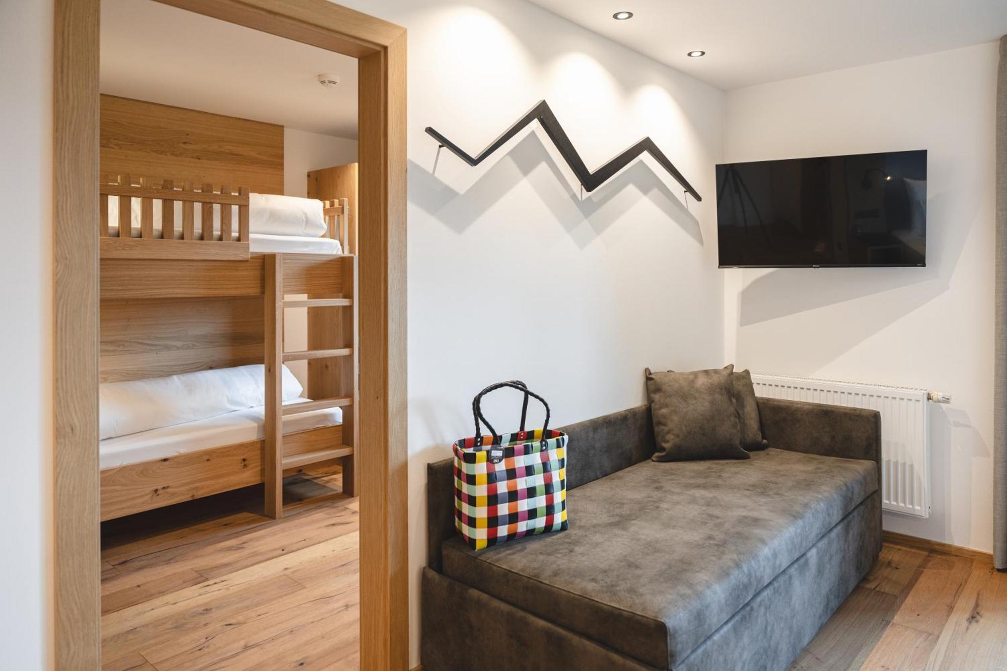 Lahnerhof Hotel 4*